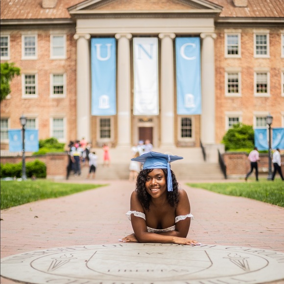 Meet your Posher, Jocelyn - Picture 3 of 7